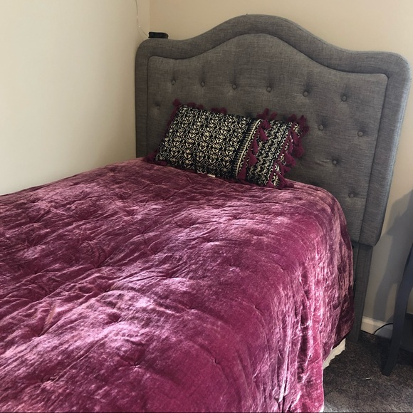 opalhouse velvet bedding king